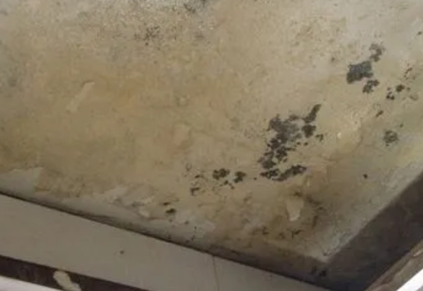 邯郸阳台漏水维修公司分享下邯郸卫生间渗水维修需要注意哪些问题。